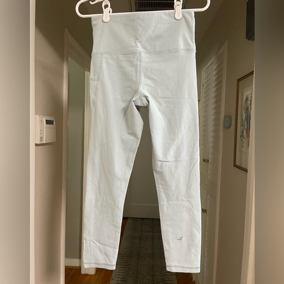Glyder cropped leggings, EUC - Picture 1 of 5